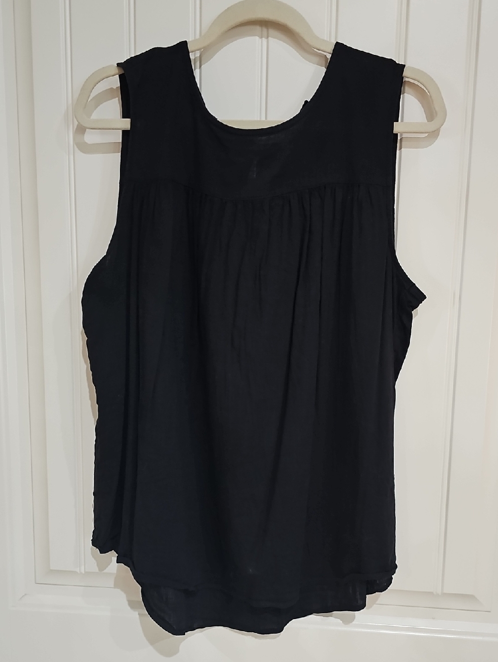 Sonoma Sleeveless Black Top